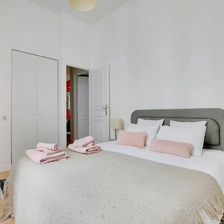 Luxury Paris, Paisible, 2 Chambres, Toute Commodites Paryż