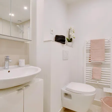 Apartment Luxury Paris, Paisible, 2 Chambres, Toute Commodites