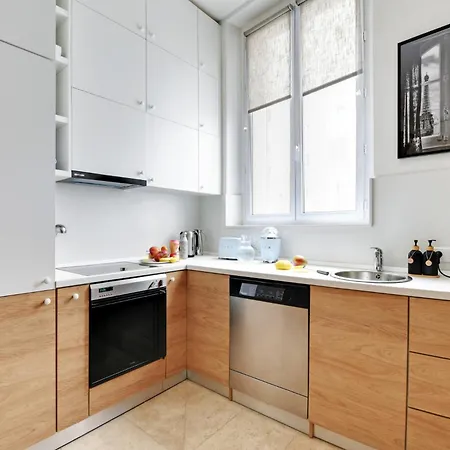 Luxury Paris, Paisible, 2 Chambres, Toute Commodites *