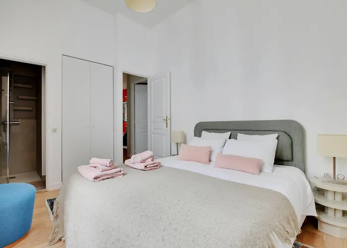 Luxury Paris, Paisible, 2 Chambres, Toute Commodites باريس