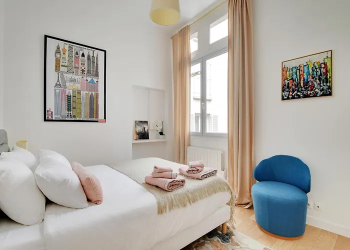Luxury Paris, Paisible, 2 Chambres, Toute Commodites