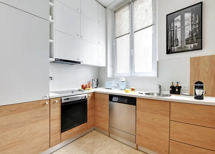 Luxury Paris, Paisible, 2 Chambres, Toute Commodites *